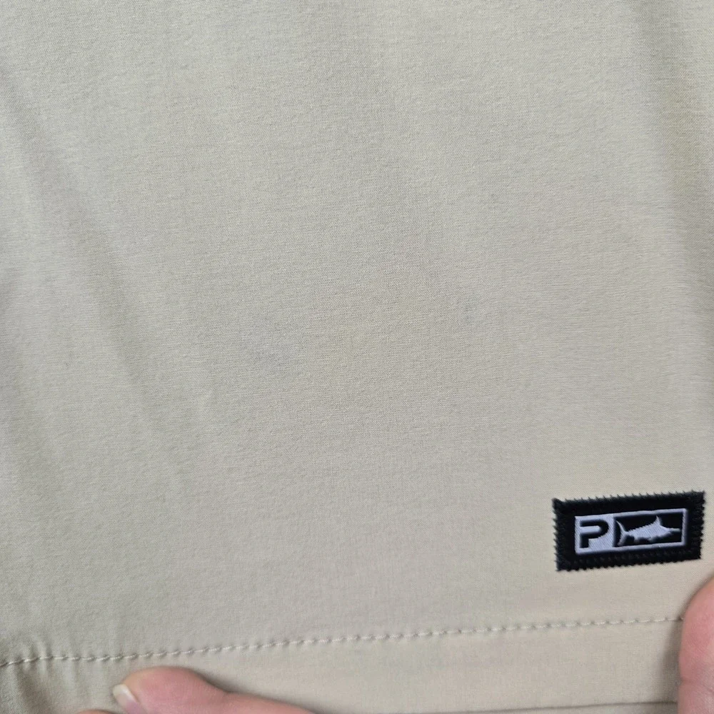 Pelagic Mako High Performance Hybrid Fishing Shorts Size 40 Khaki